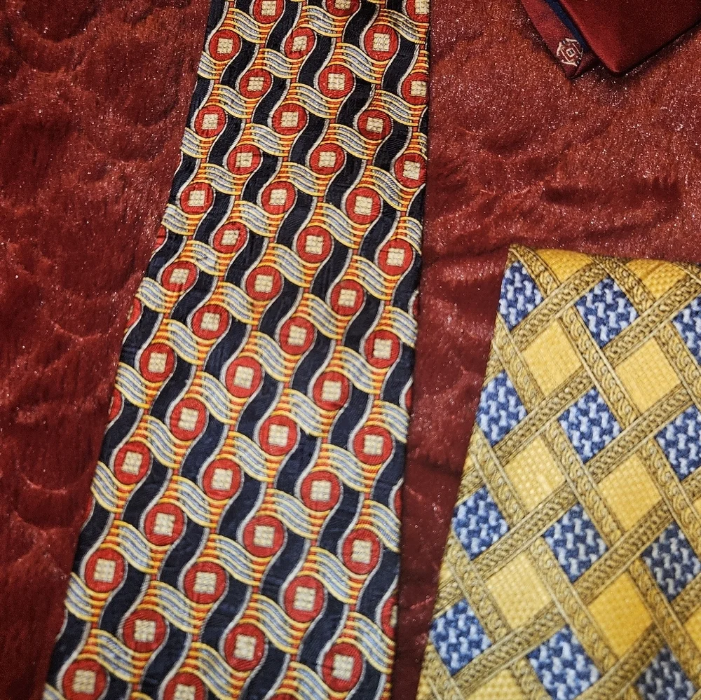 Lot Of 9 Designer Men Neck Ties YSL Ermenegildo Zegna Givenchy Oscar de la Renta